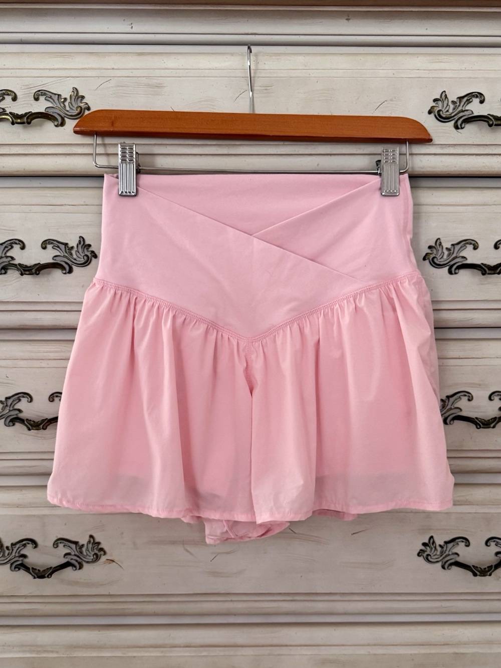 Vici Pink Criss Cross Waist Shorts